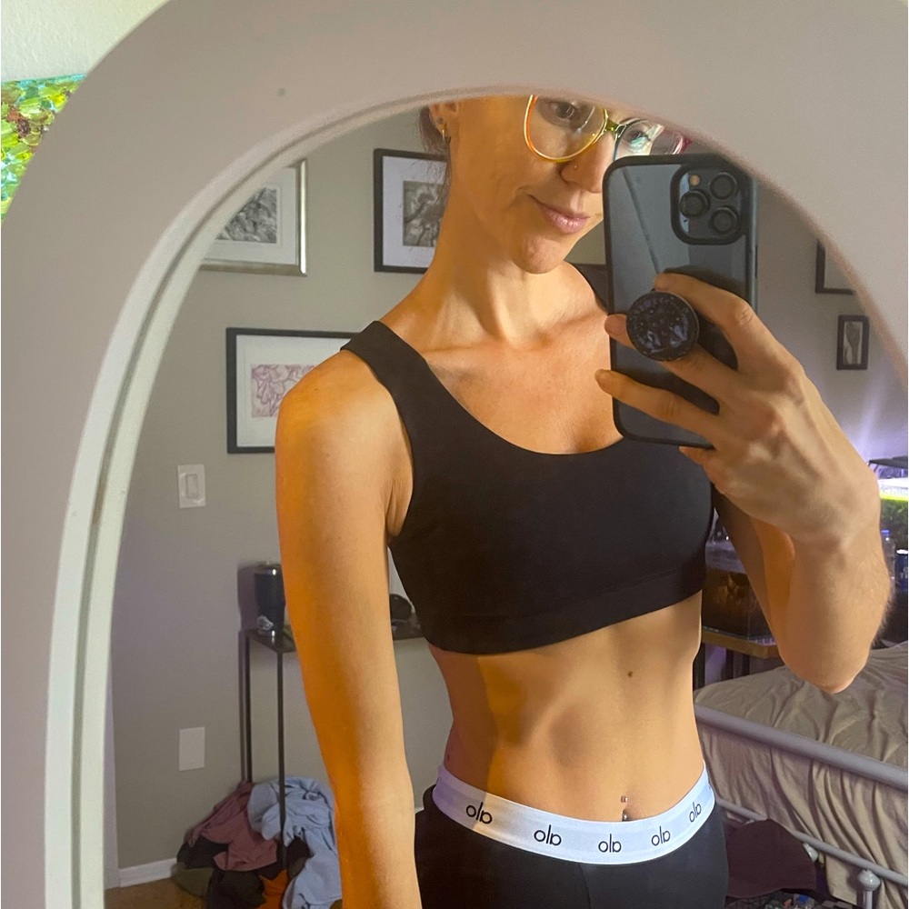 GUC lululemon sports bra